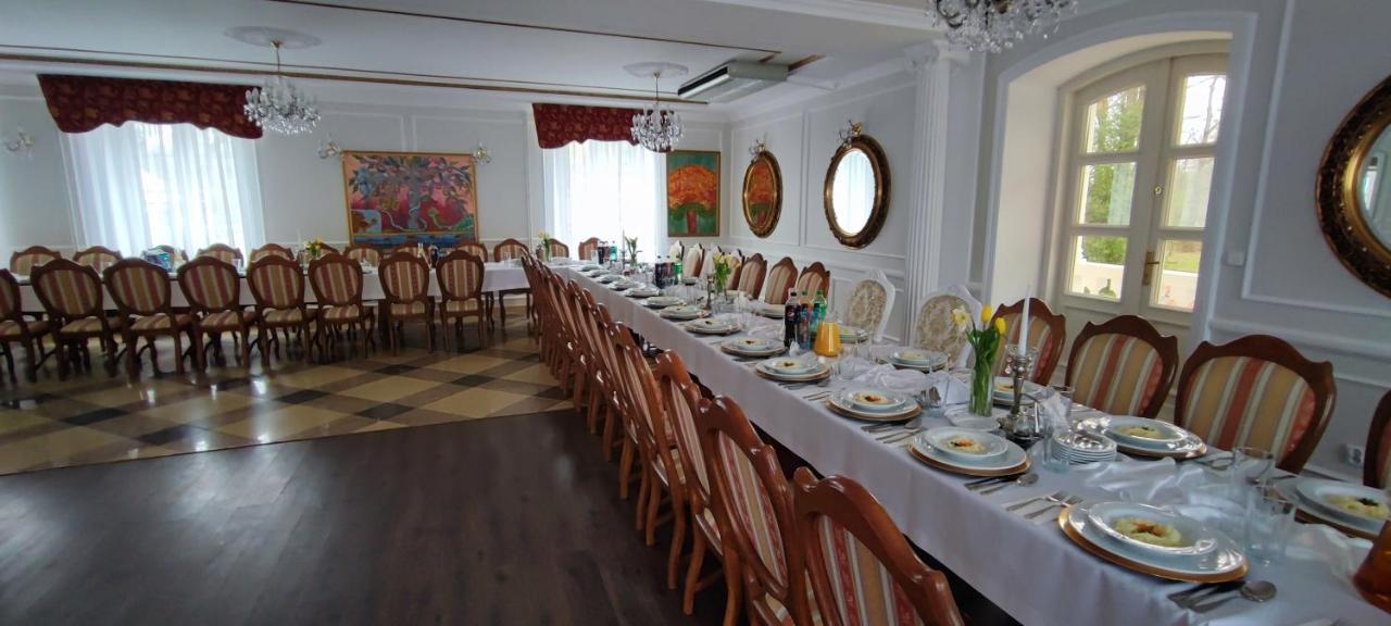 Dworek Wola Ociecka Bagian luar foto