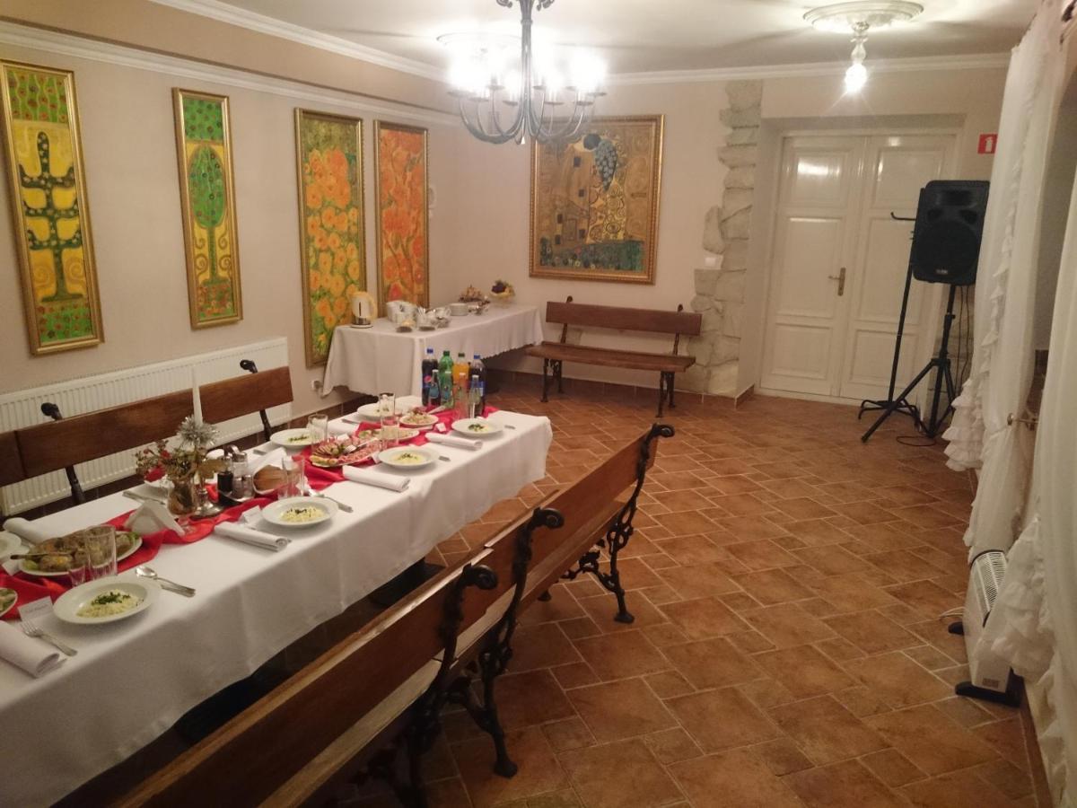 Dworek Wola Ociecka Bagian luar foto