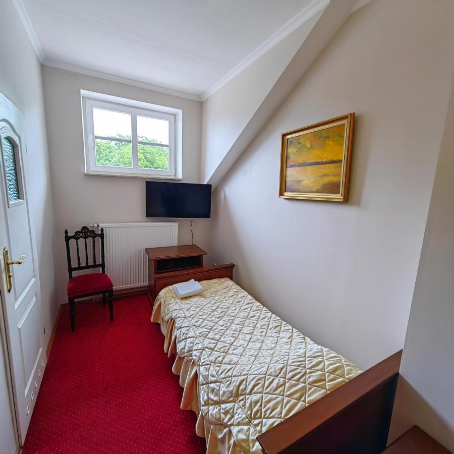 Dworek Wola Ociecka Bagian luar foto